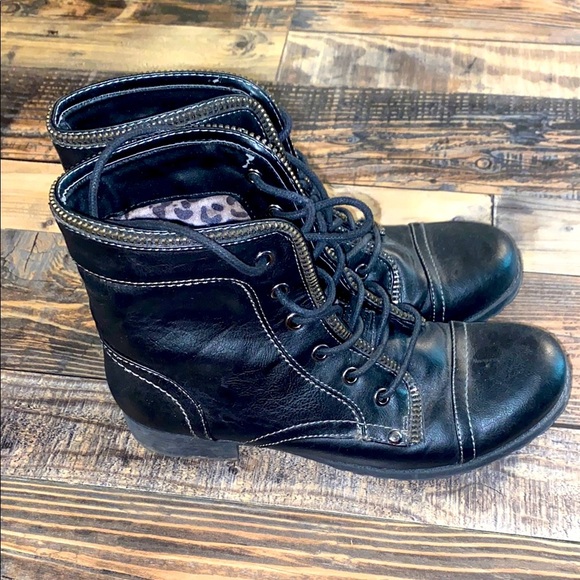 G by Guess black leather Boots size 7 1/2 - Picture 1 of 4
